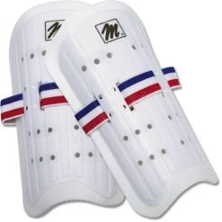 BSN MacGregor Plastic Shin Guards